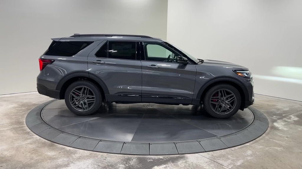 new 2025 Ford Explorer car, priced at $58,495