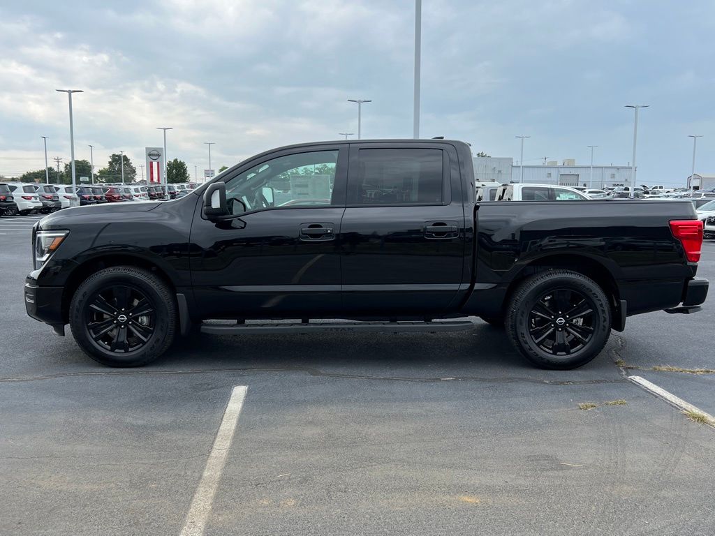 new 2024 Nissan Titan car, priced at $43,340