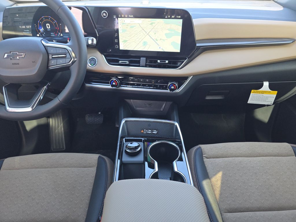 new 2026 Chevrolet Equinox car, priced at $31,895