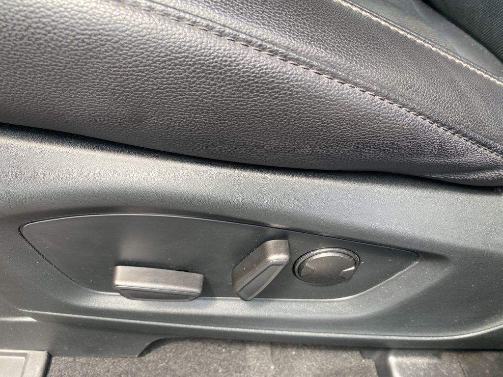 used 2022 Ford Explorer car, priced at $39,995