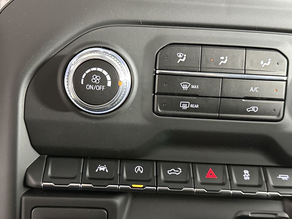 new 2025 GMC Sierra 1500 car, priced at $36,880