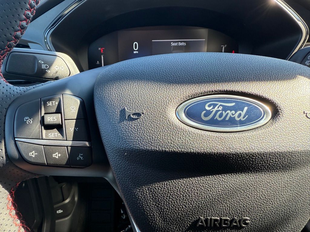 new 2025 Ford Escape car, priced at $29,122