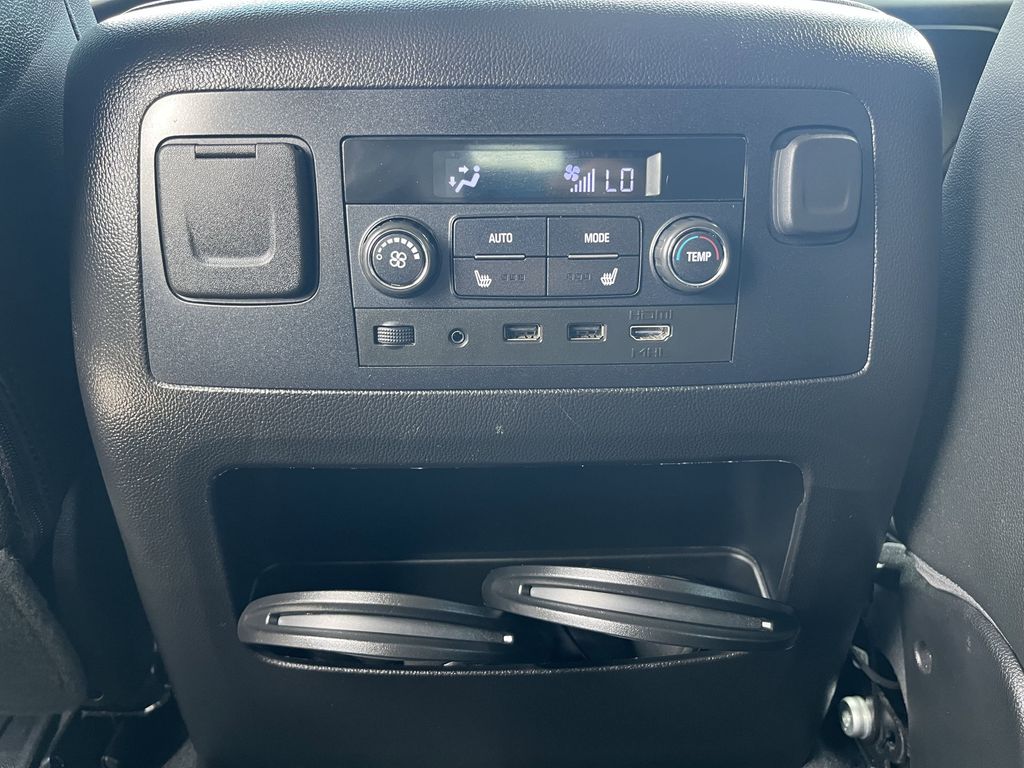 used 2019 GMC Yukon car, priced at $27,591