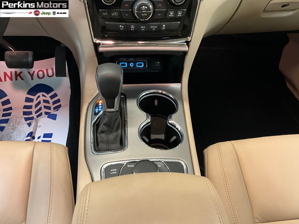 used 2021 Jeep Grand Cherokee car, priced at $33,278