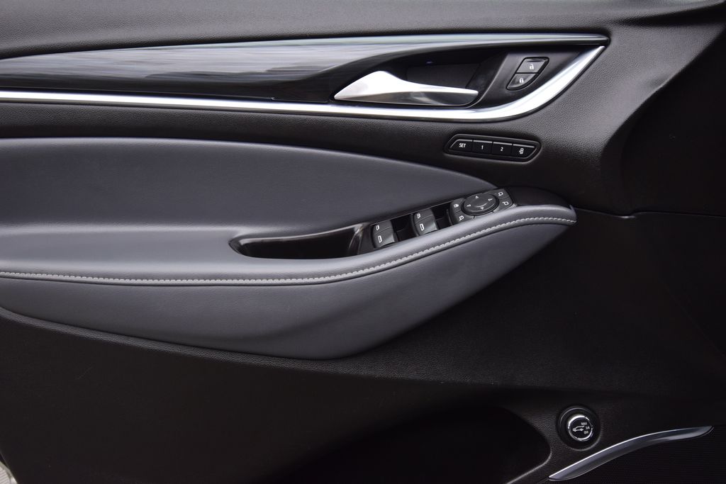 used 2019 Buick Enclave car, priced at $18,000