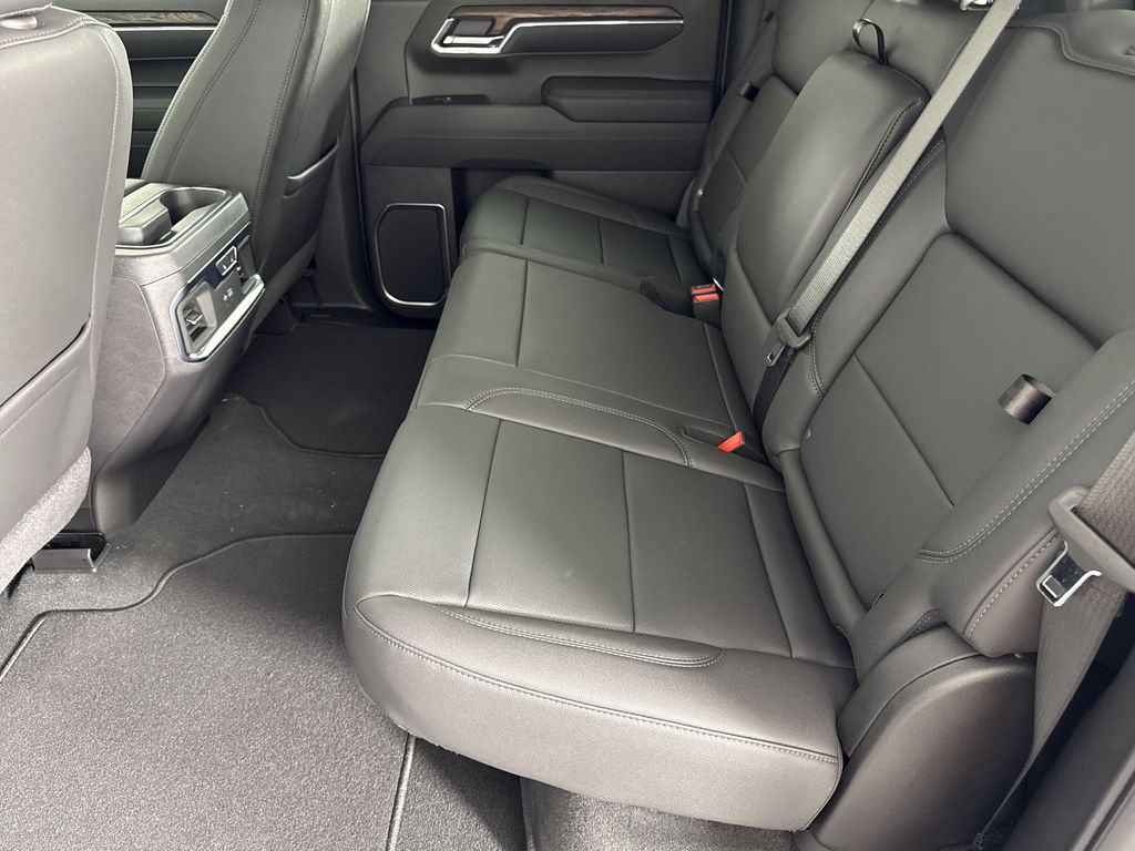 new 2026 GMC Sierra 1500 car, priced at $60,925