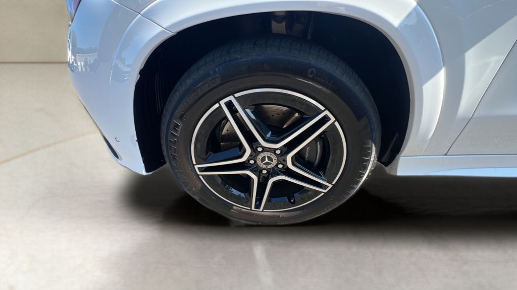 used 2024 Mercedes-Benz GLE car, priced at $52,600