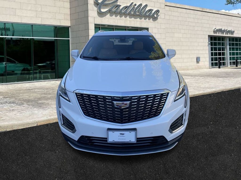 used 2021 Cadillac XT5 car, priced at $30,550