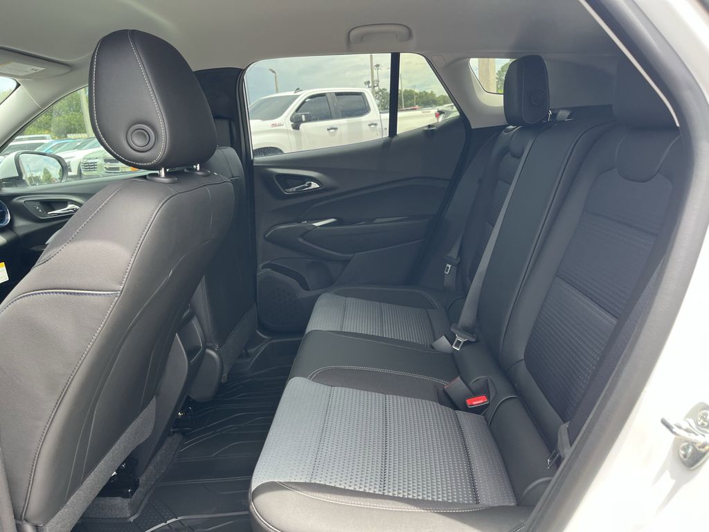 new 2025 Chevrolet Trax car, priced at $22,862