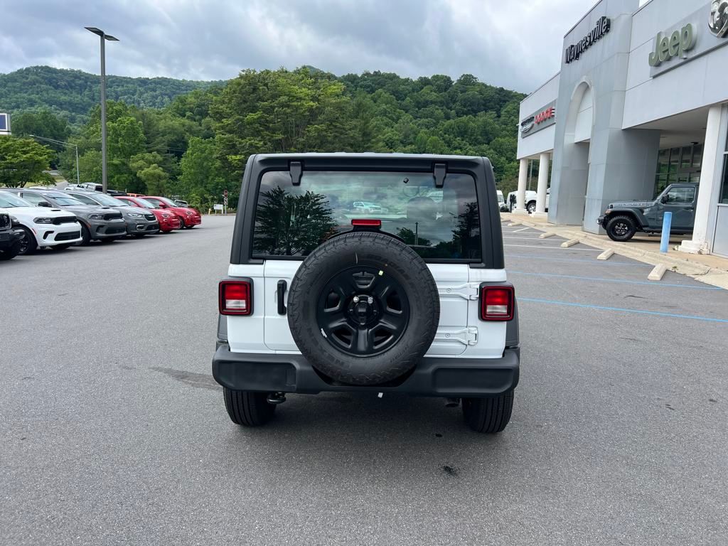 new 2025 Jeep Wrangler car, priced at $31,990