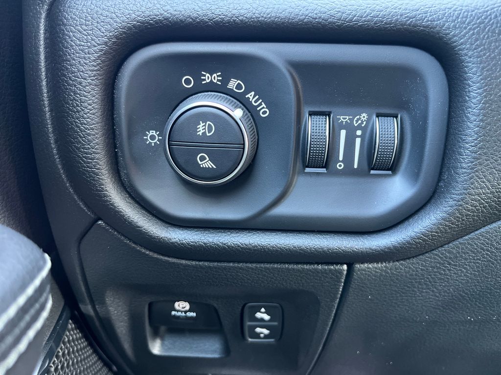 new 2025 Ram 1500 car, priced at $52,990