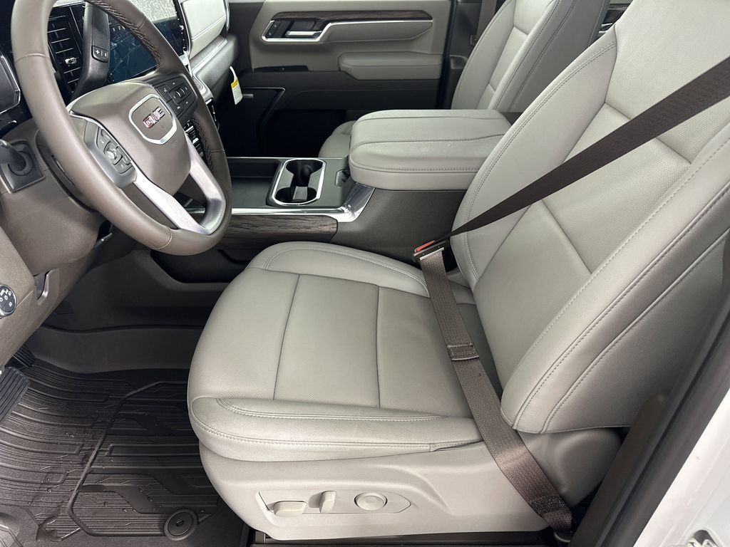 new 2025 GMC Sierra 2500HD car, priced at $79,270