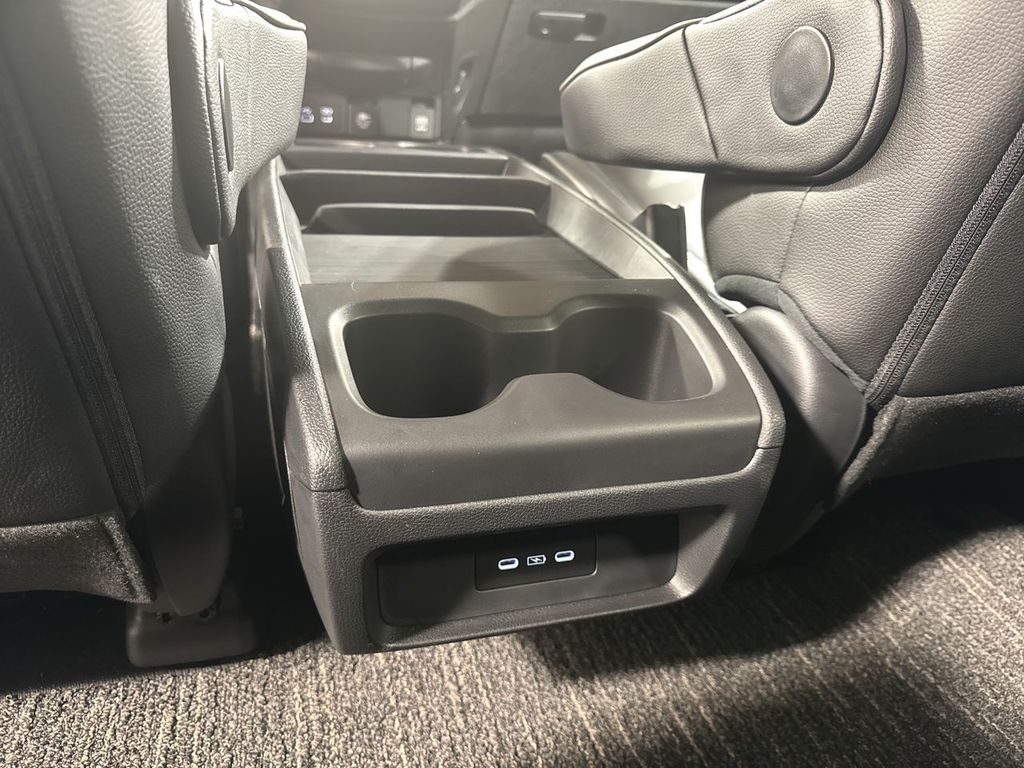 new 2026 Honda Odyssey car, priced at $48,990