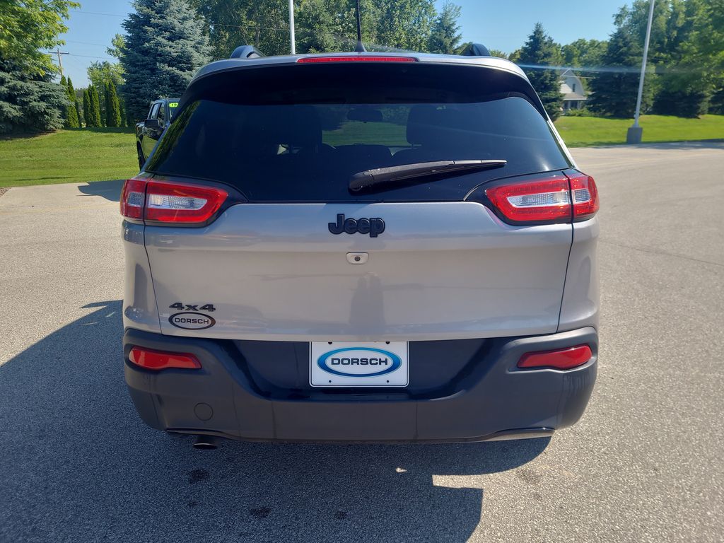 used 2016 Jeep Cherokee car, priced at $12,502