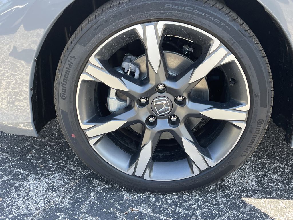 new 2026 Honda Civic Hybrid car, priced at $32,149