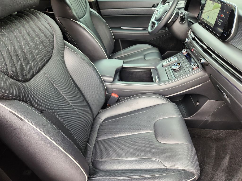 used 2024 Hyundai Palisade car, priced at $41,104