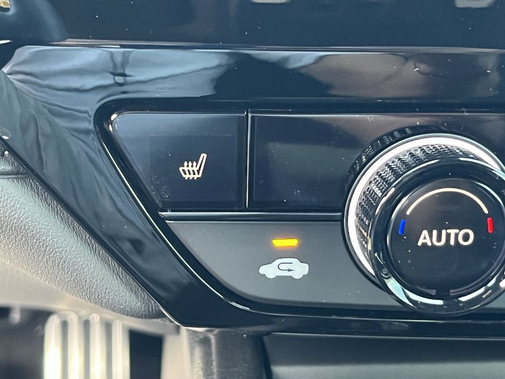 new 2025 Honda Accord Hybrid car, priced at $33,456