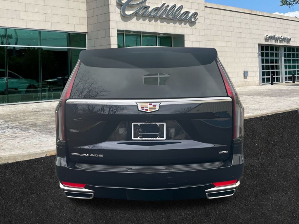 used 2023 Cadillac Escalade ESV car, priced at $75,950