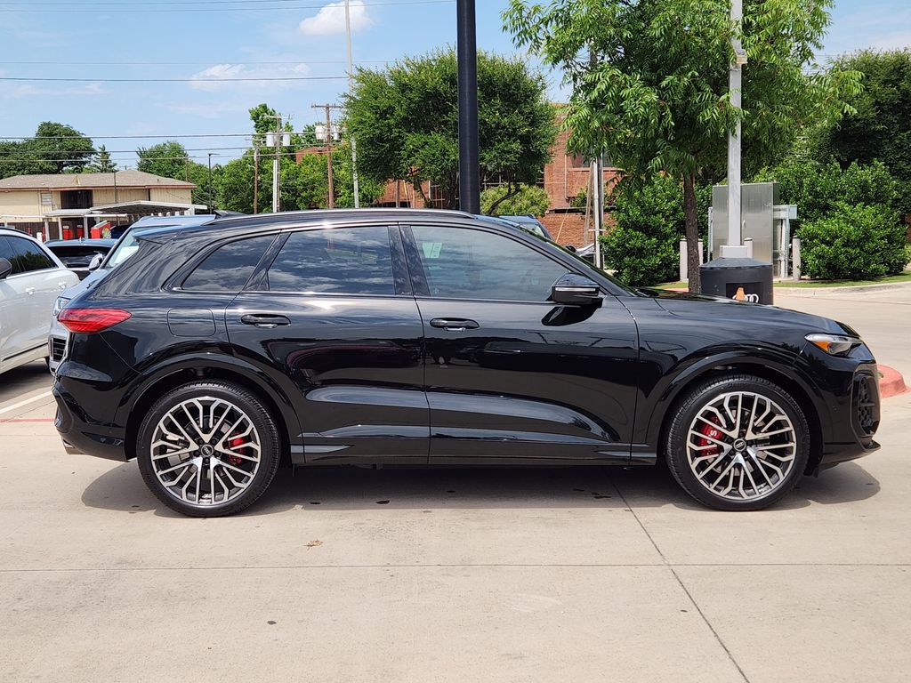 new 2025 Audi SQ5 car, priced at $74,265