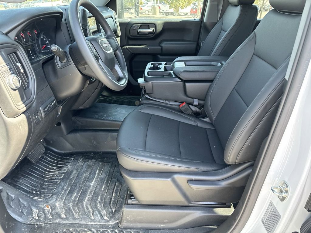 new 2024 GMC Sierra 2500HD car, priced at $44,728