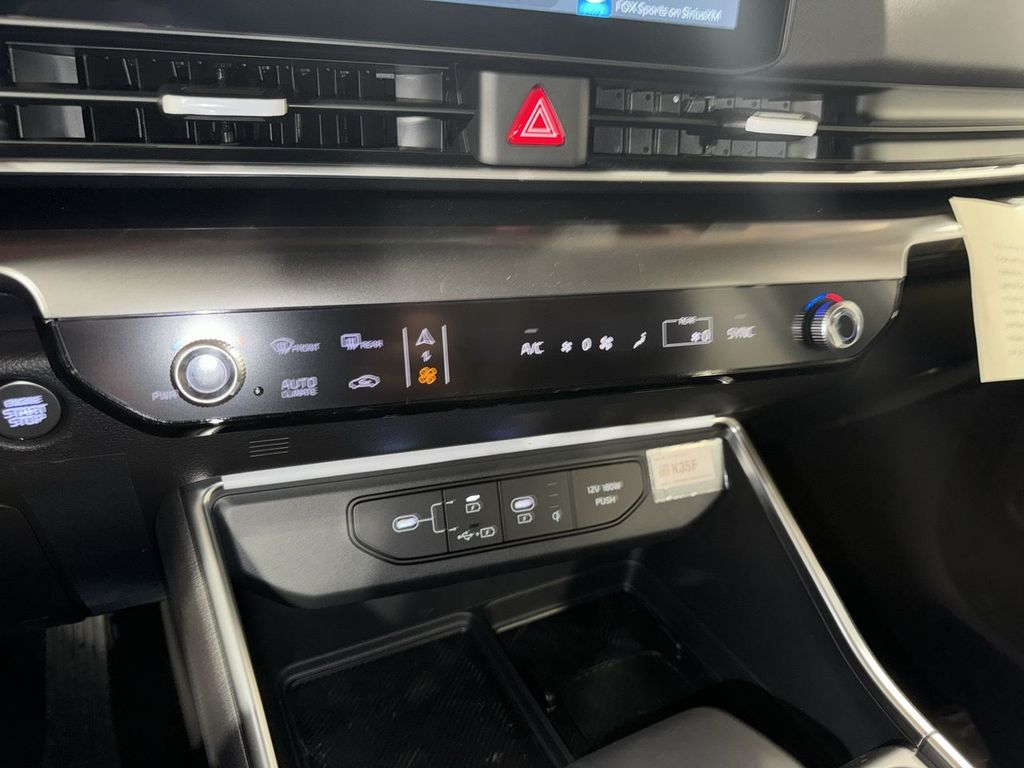 new 2025 Kia Carnival car, priced at $47,055