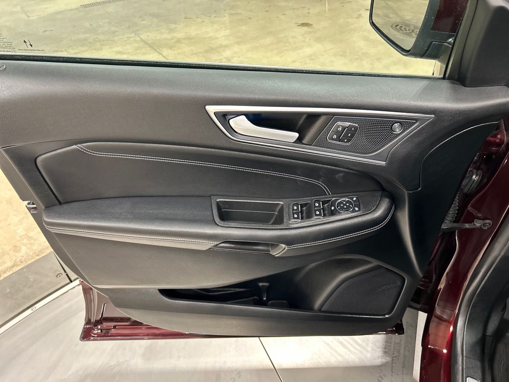 used 2023 Ford Edge car, priced at $29,969