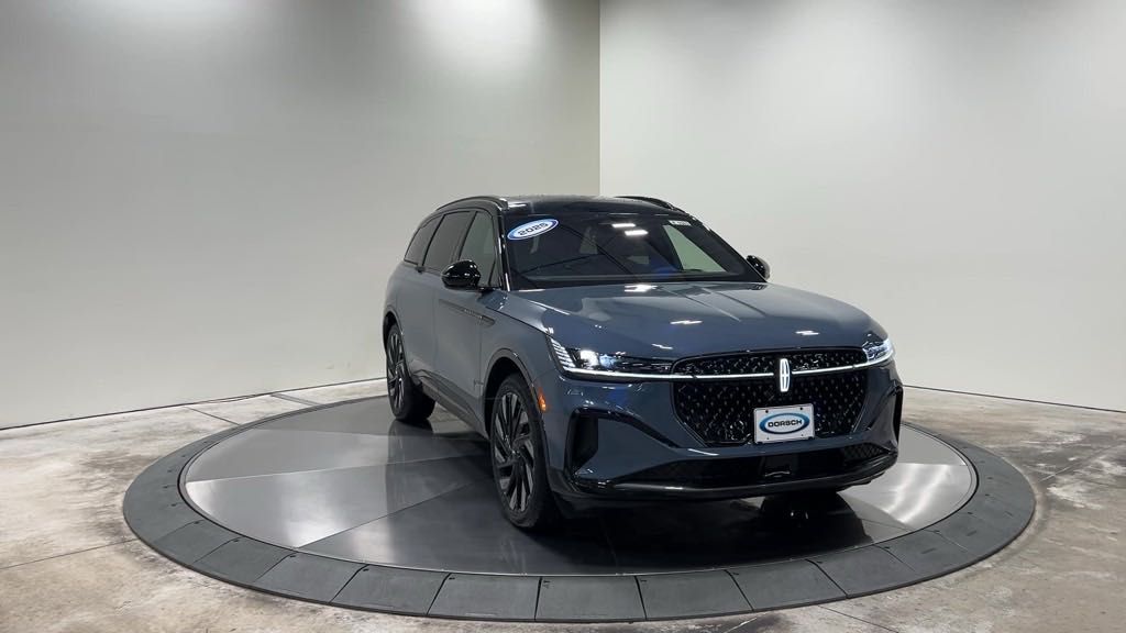 new 2025 Lincoln Nautilus car, priced at $65,850