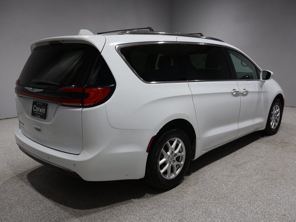 used 2021 Chrysler Pacifica car, priced at $22,500