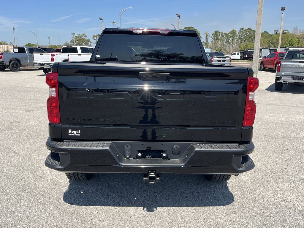 new 2025 Chevrolet Silverado 1500 car, priced at $47,671