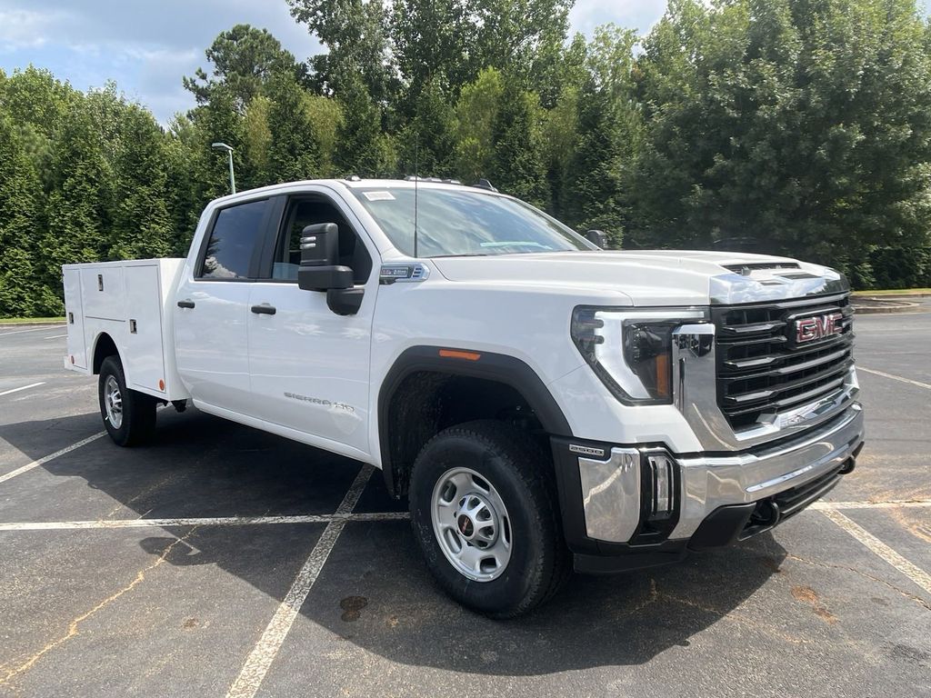 new 2024 GMC Sierra 2500HD car, priced at $51,433