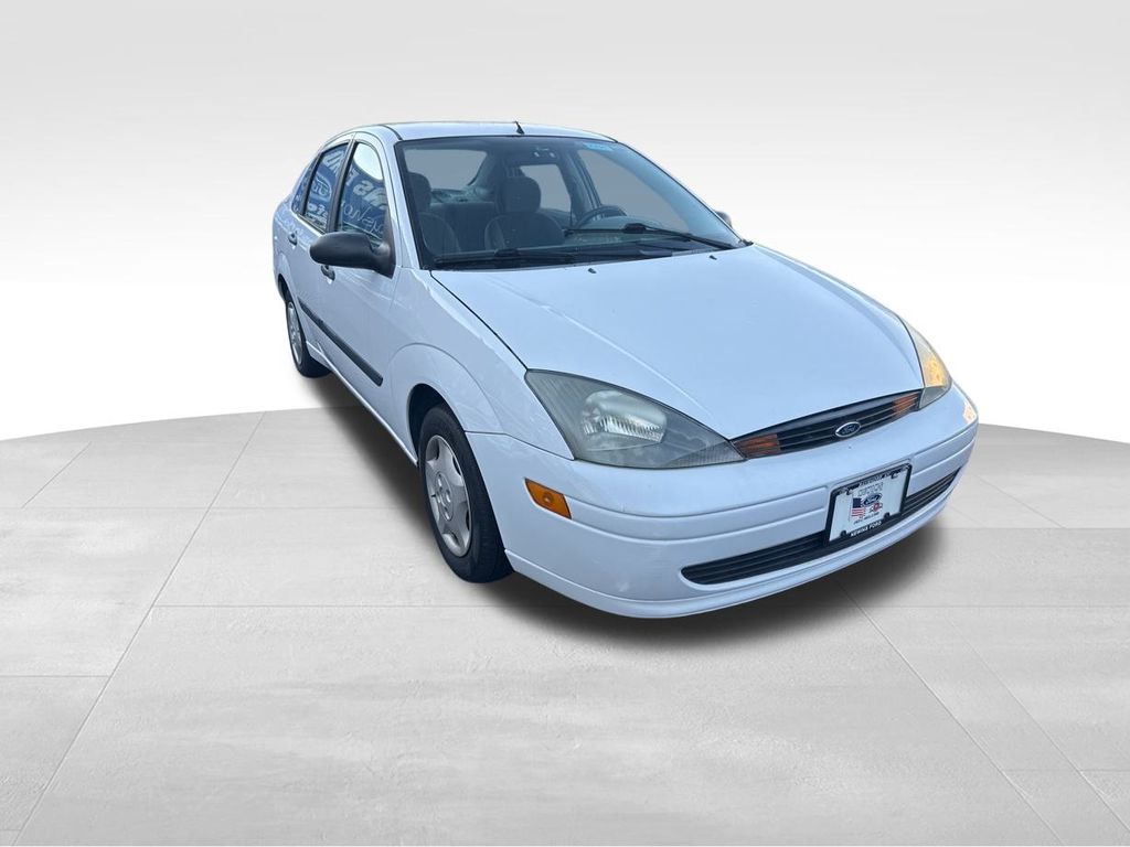 used 2003 Ford Focus car, priced at $5,900