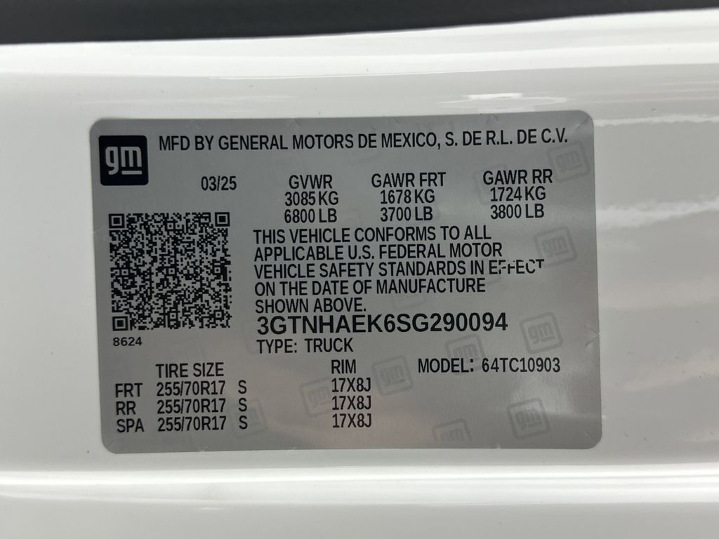new 2025 GMC Sierra 1500 car, priced at $33,145