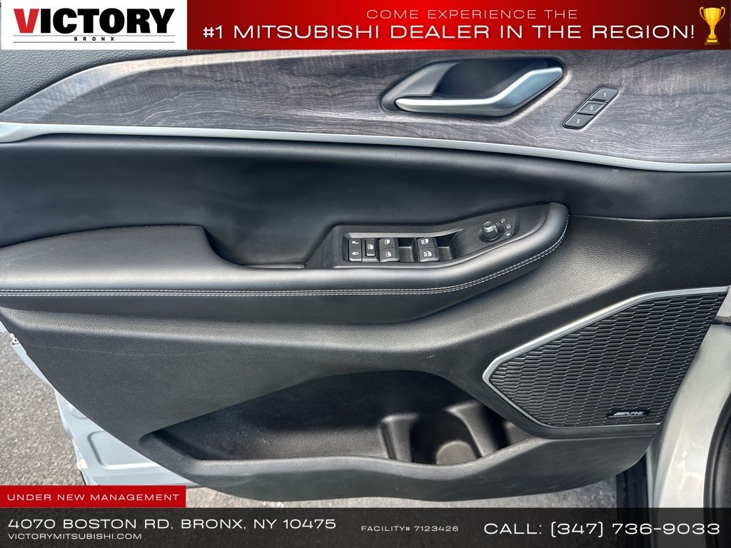 used 2023 Jeep Grand Cherokee car, priced at $22,495