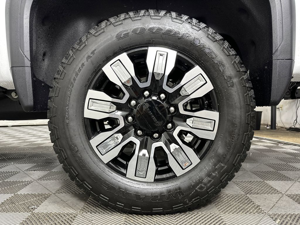 new 2025 GMC Sierra 2500HD car, priced at $84,544