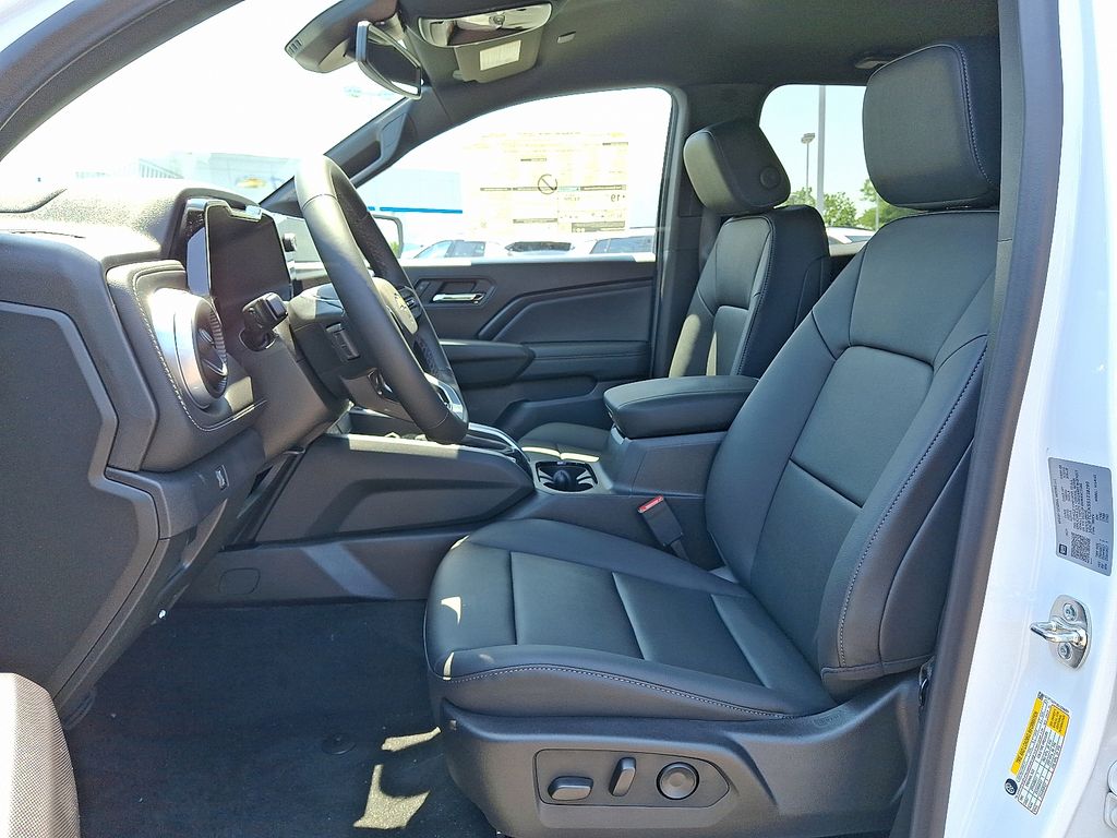 new 2025 Chevrolet Colorado car, priced at $43,460