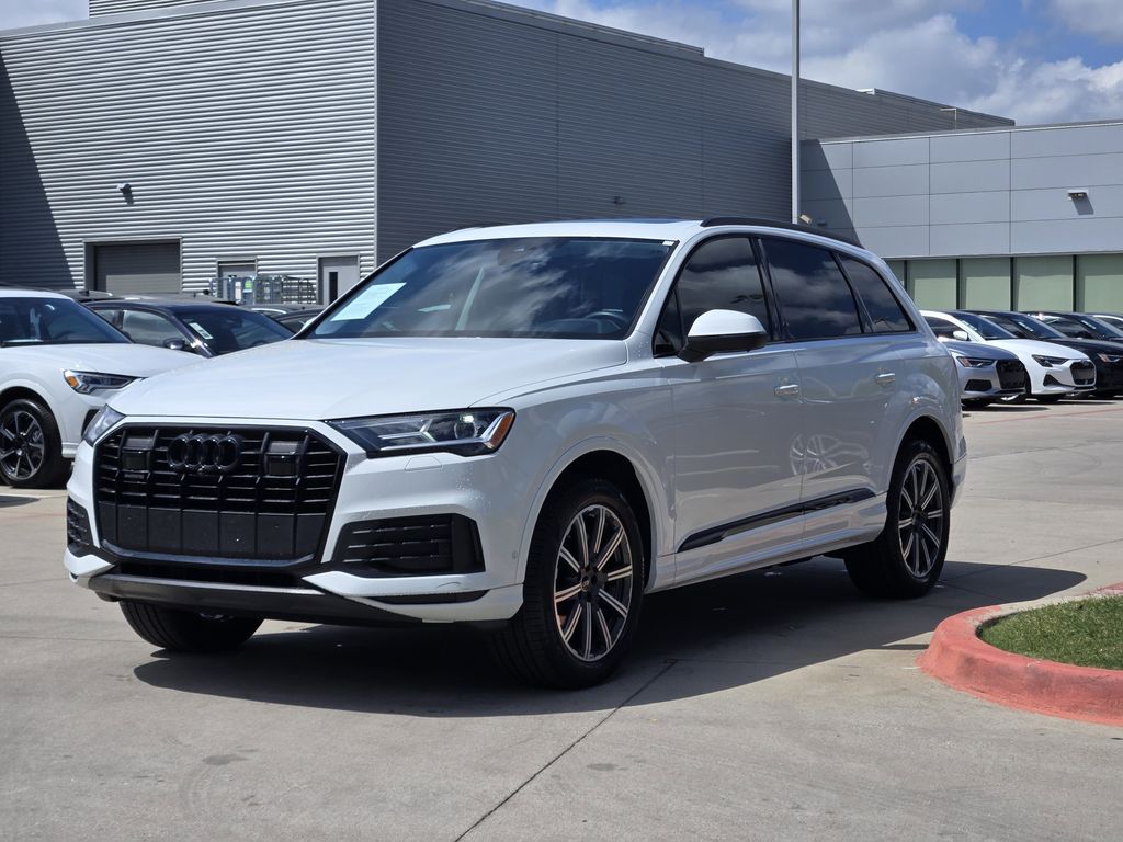 used 2023 Audi Q7 car, priced at $40,283