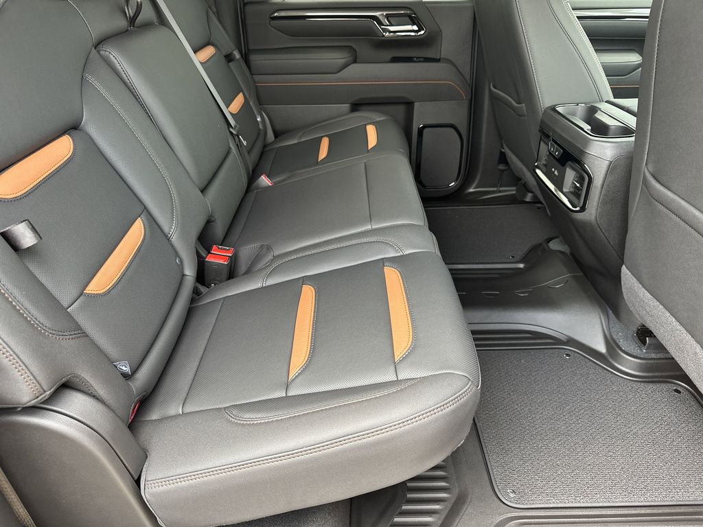 new 2025 GMC Sierra 2500HD car, priced at $87,084