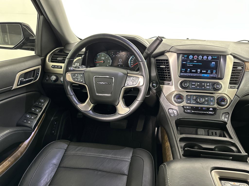 used 2019 GMC Yukon car, priced at $35,999