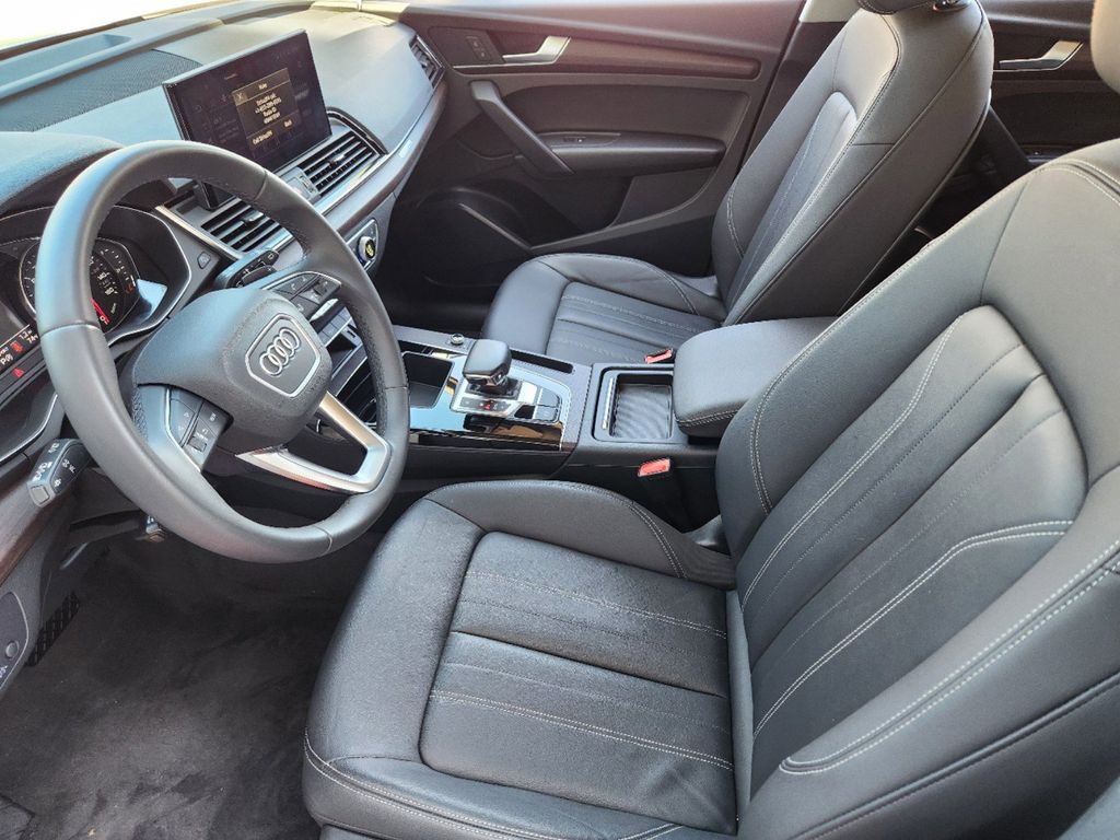 new 2025 Audi Q5 car, priced at $50,250