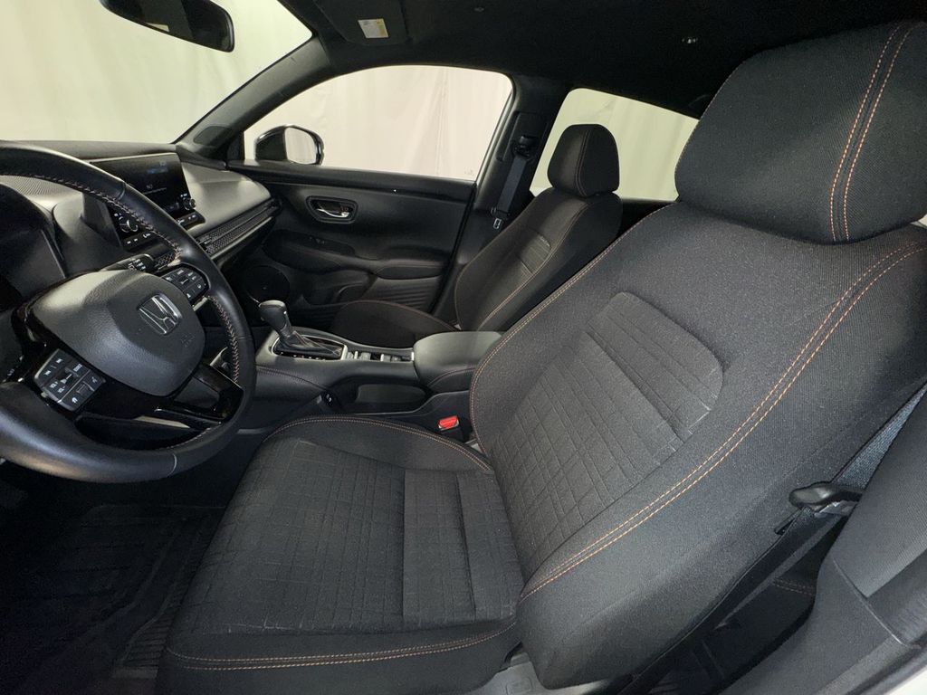 used 2025 Honda HR-V car, priced at $28,513