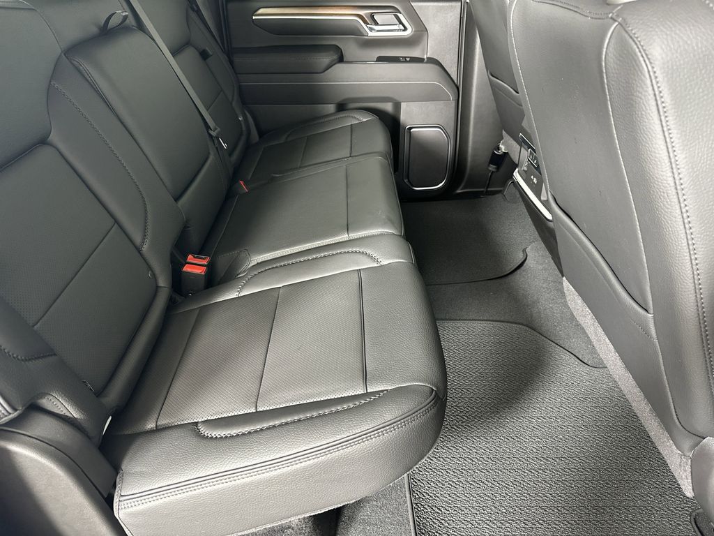 new 2025 GMC Sierra 2500HD car, priced at $86,234