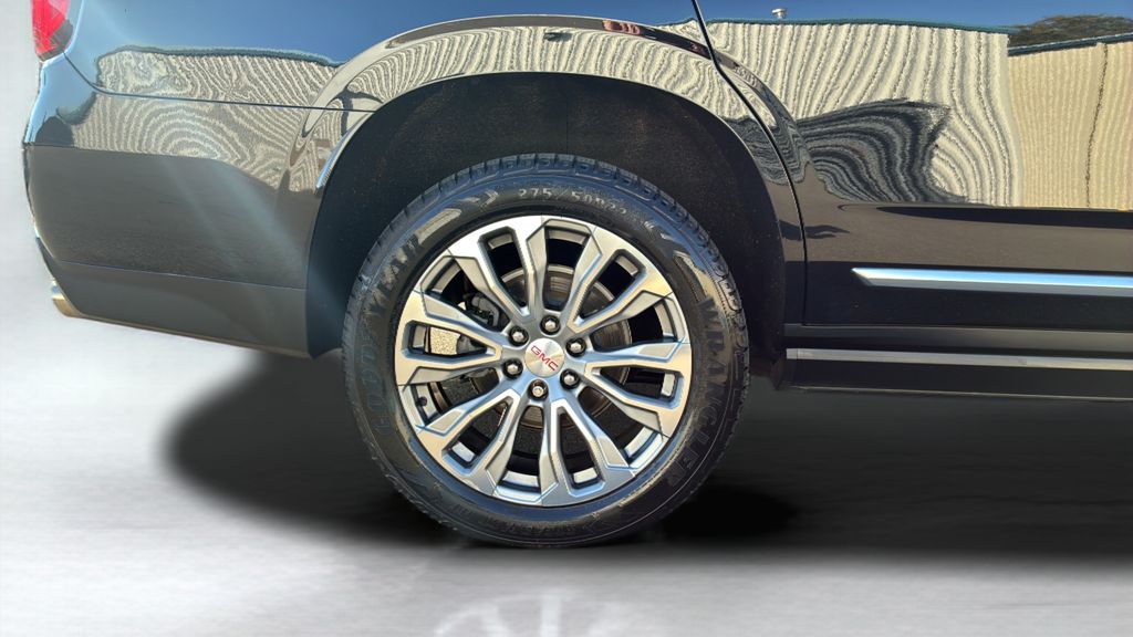 used 2021 GMC Yukon car, priced at $45,700