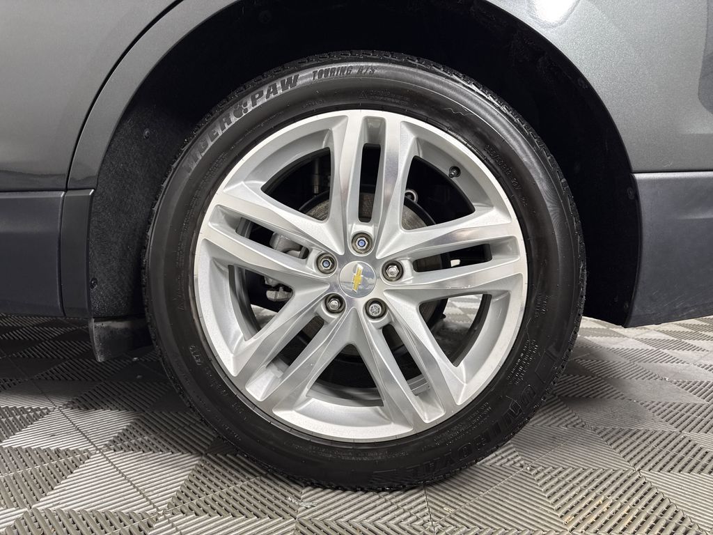 used 2018 Chevrolet Equinox car, priced at $16,700