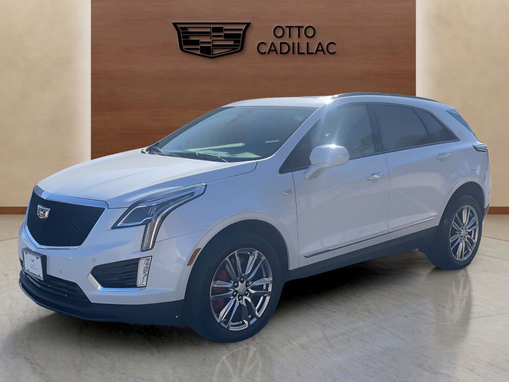 used 2022 Cadillac XT5 car, priced at $37,500