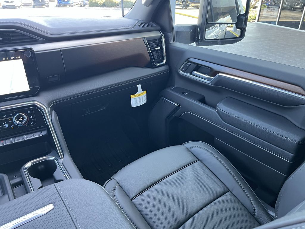 new 2025 GMC Sierra 2500HD car, priced at $78,336