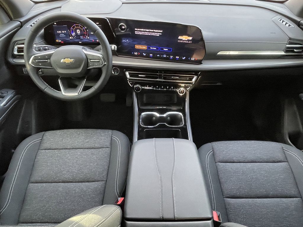 new 2026 Chevrolet Traverse car, priced at $37,495