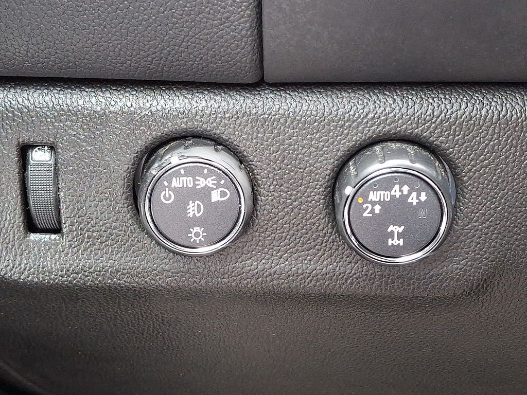 used 2021 Chevrolet Colorado car, priced at $29,995