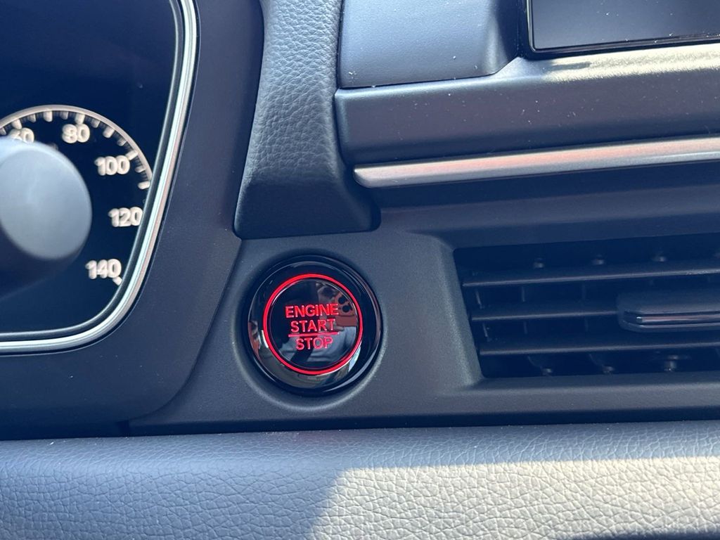 new 2025 Honda Pilot car, priced at $47,429