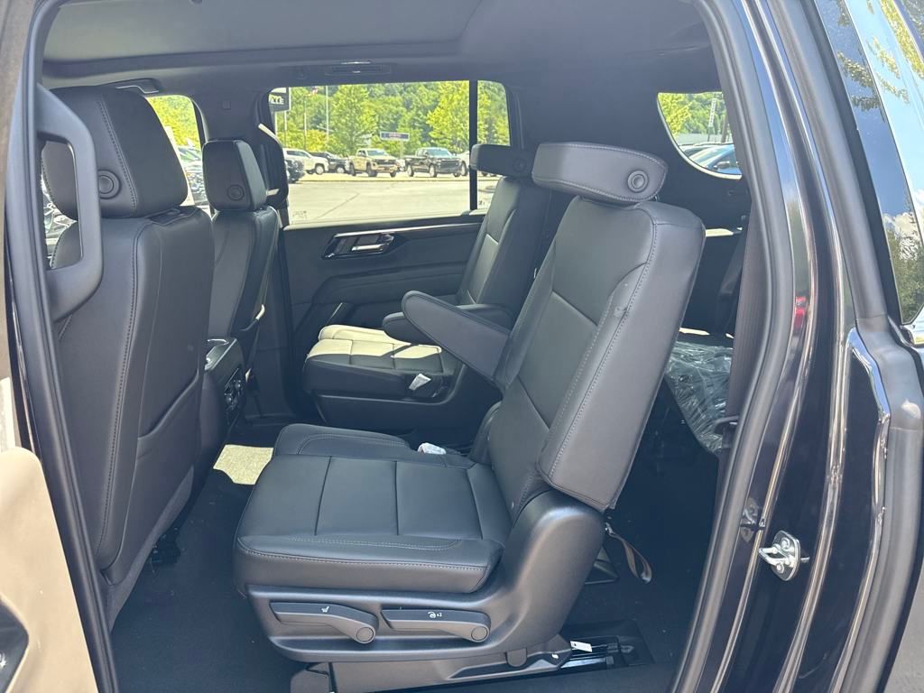 new 2025 Chevrolet Suburban car, priced at $75,380