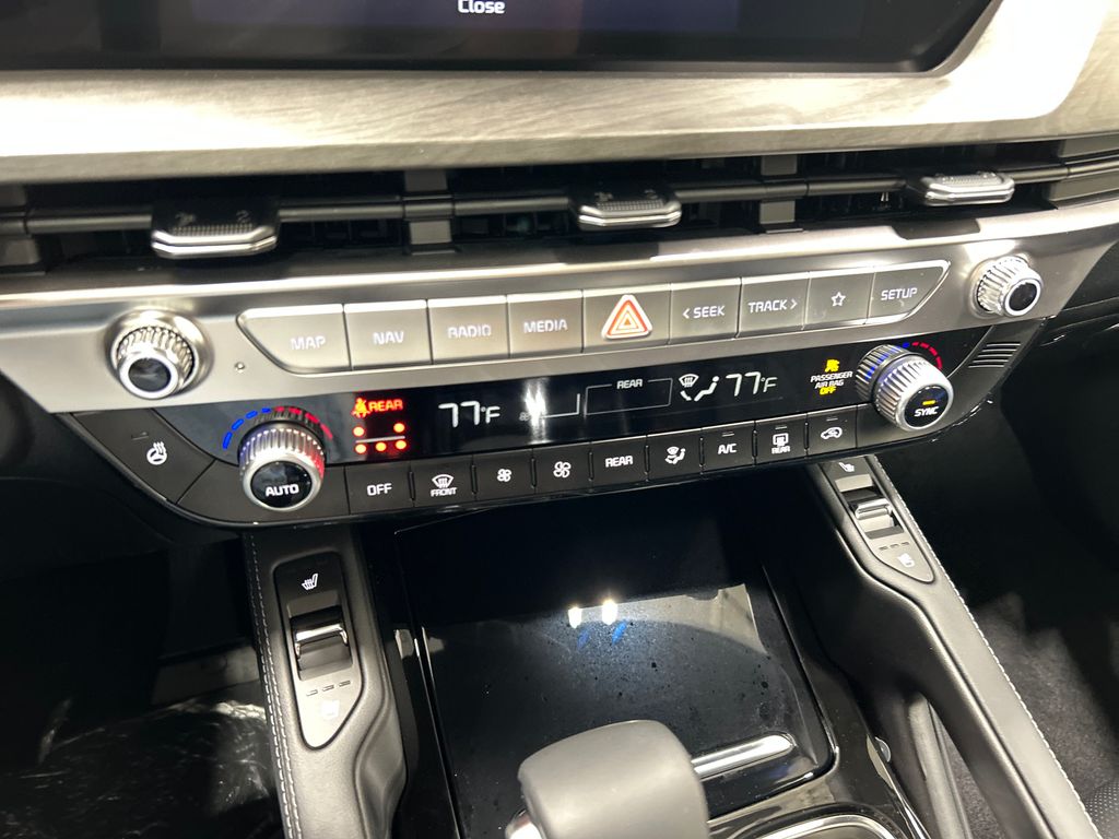 new 2025 Kia Telluride car, priced at $47,650